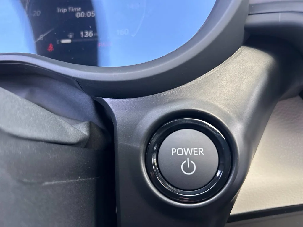 New 2026 Wind Chill Pearl Toyota Platinum image 24