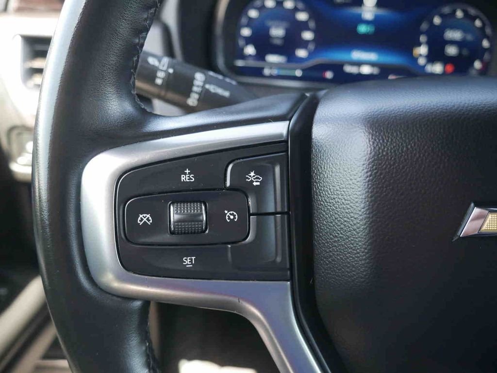 Used 2024 White Chevrolet LT image 40