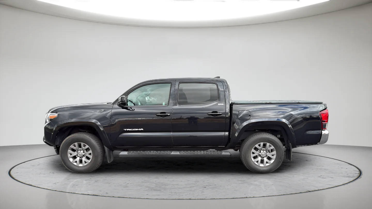 Certified Used 2019 Black Toyota SR5 image 8