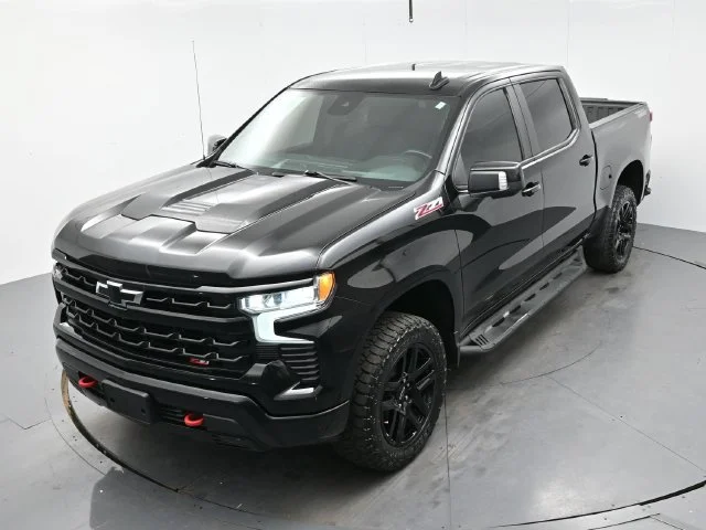 Used 2022 BLACK Chevrolet LT Trail Boss image 34