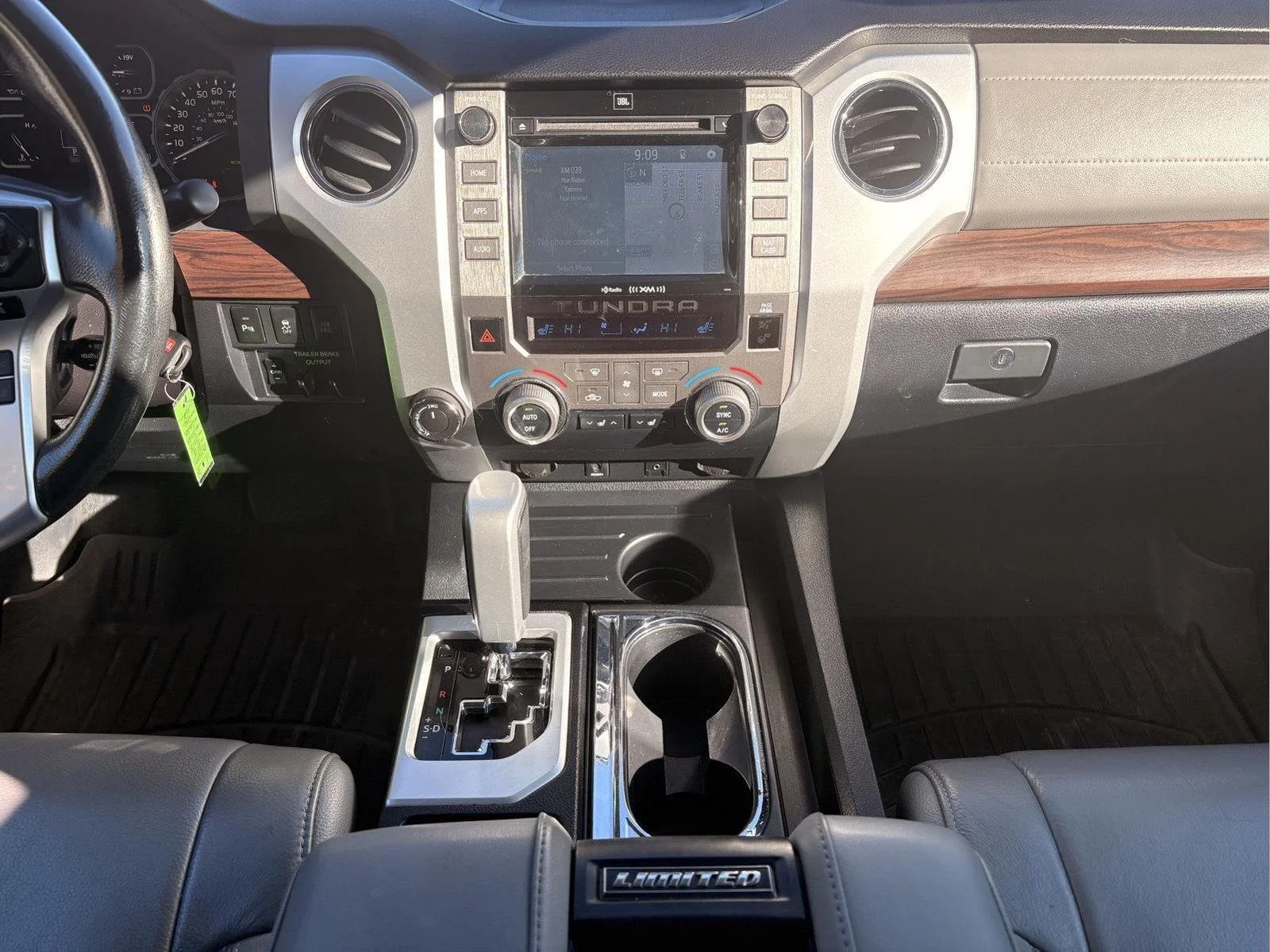 Used 2018 Magnetic Gray Metallic Toyota Limited image 17