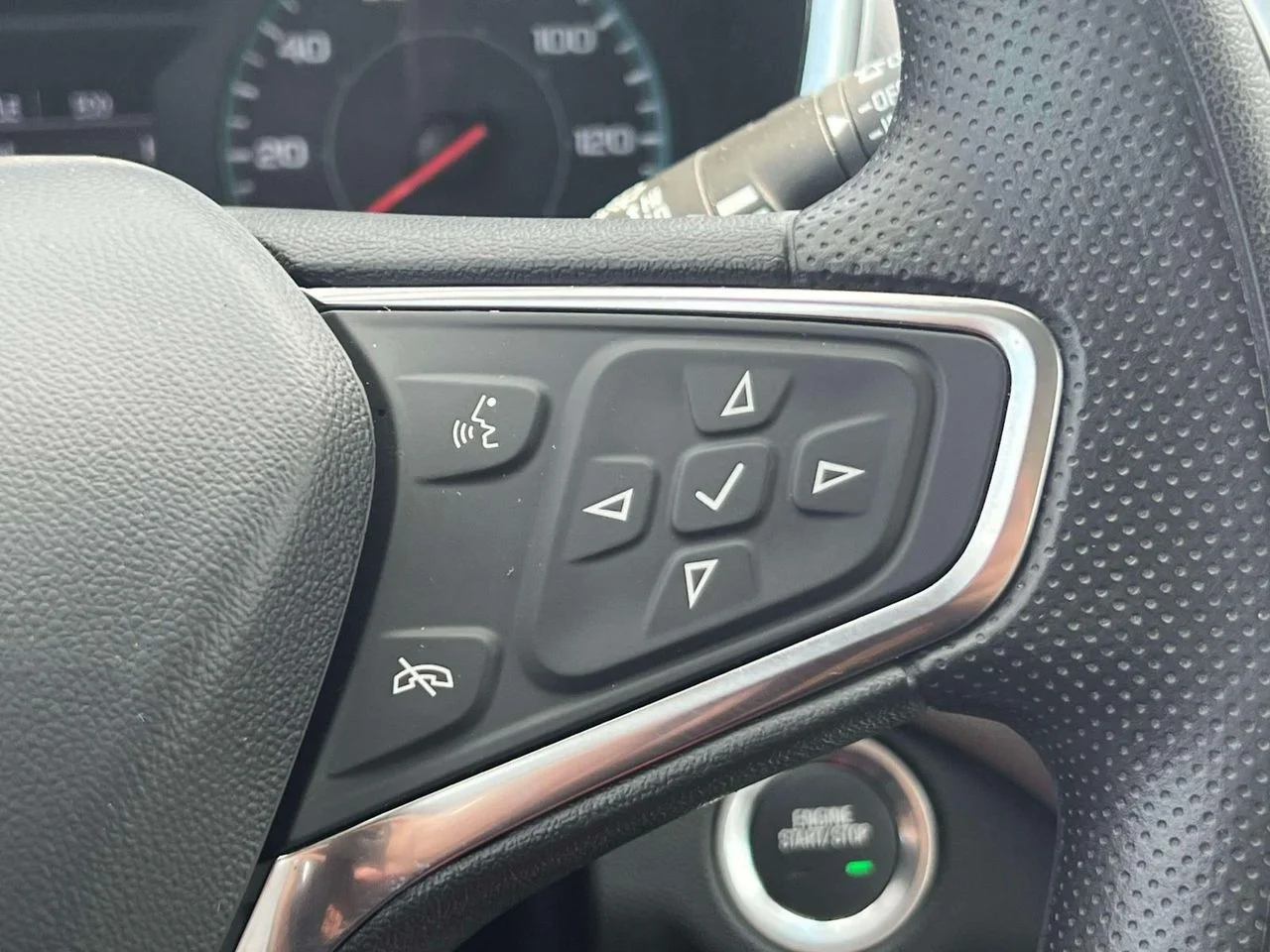 Used 2024 Summit White Chevrolet FWD LS image 23