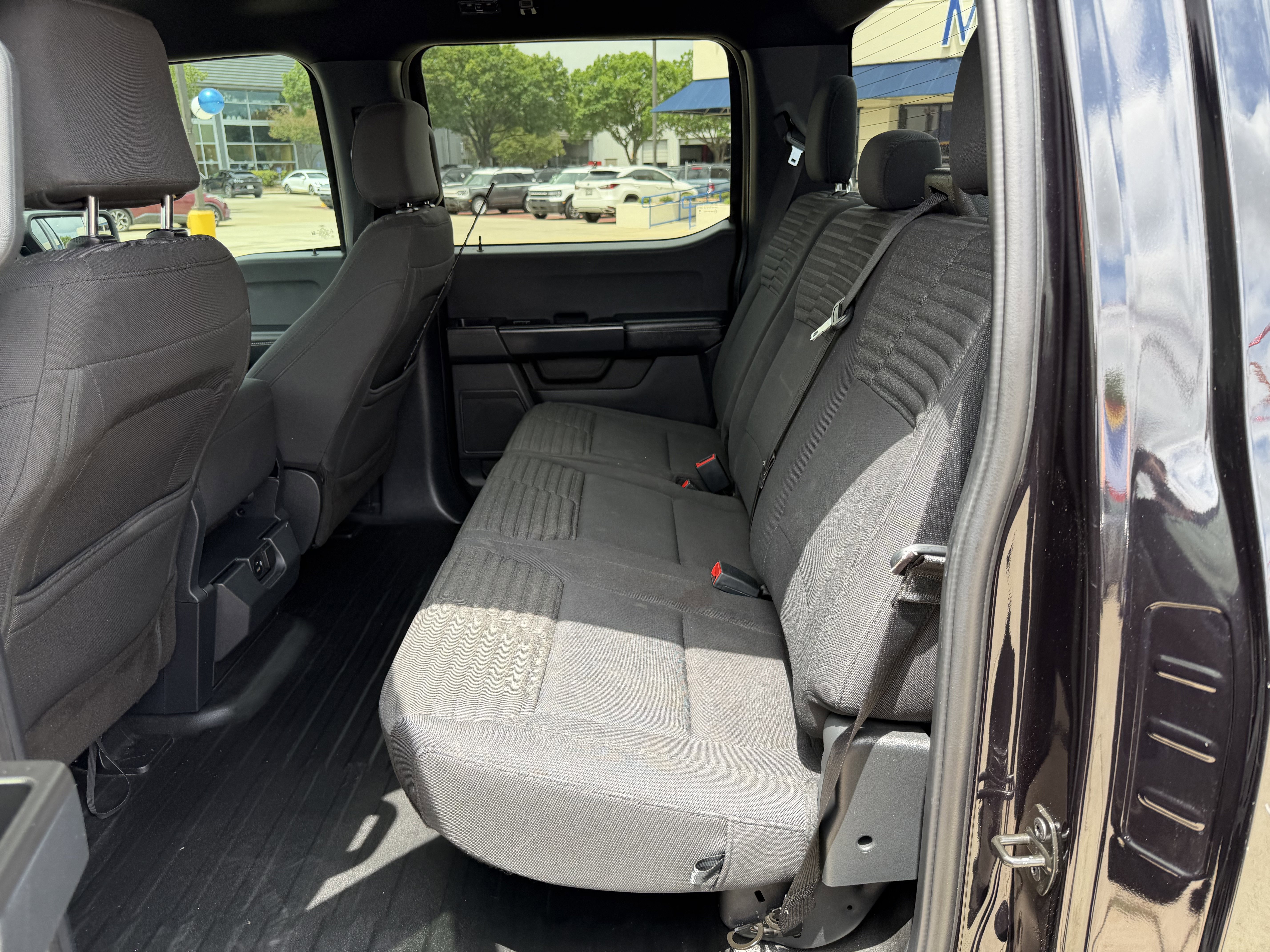 Used 2022 Agate Black Metallic Ford XL image 15