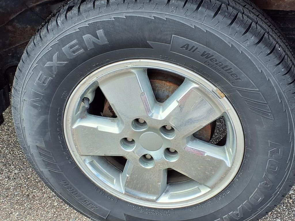 Used 2011 Silver Ford XLT image 7