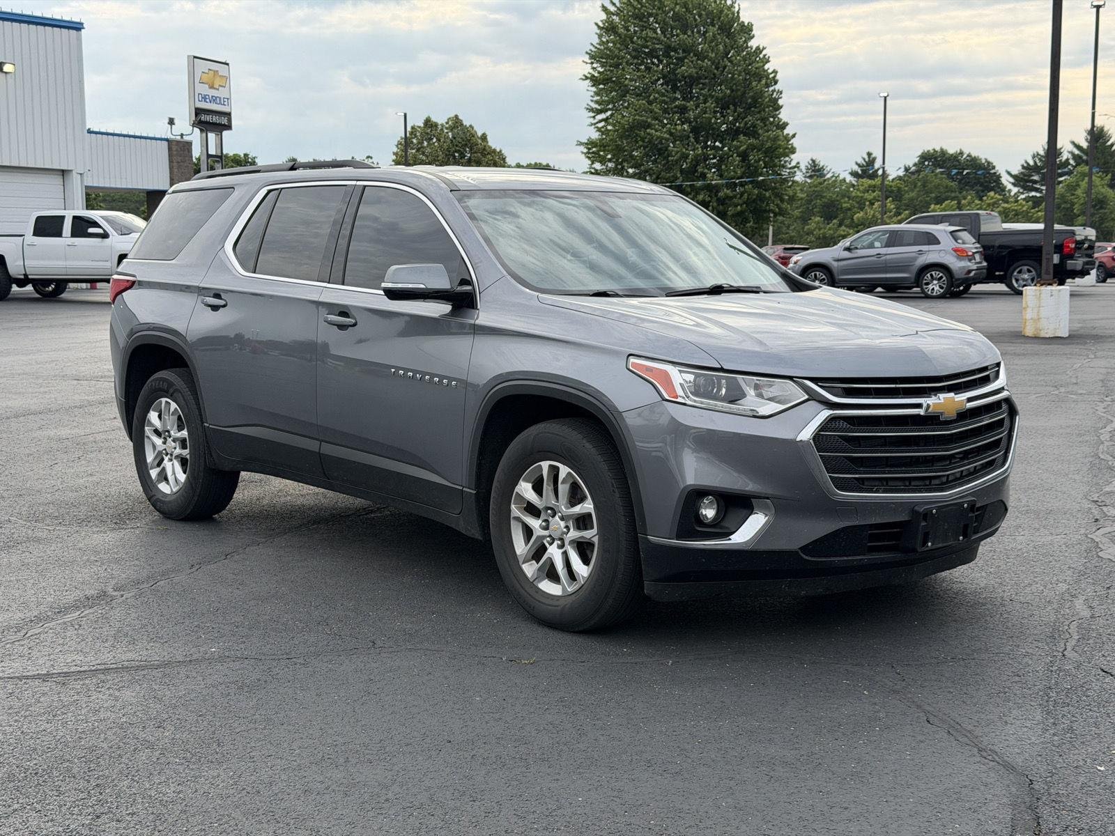 Used 2019 Chevrolet Traverse 1LT with VIN 1GNEVGKW4KJ101385 for sale in Chillicothe, IL