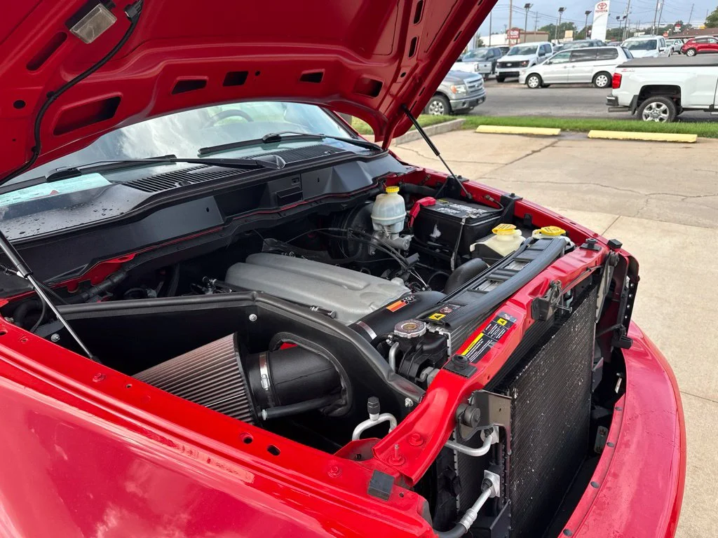 Used 2005 Red Dodge SRT10 image 31