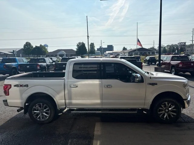 Used 2016  Ford Lariat image 7