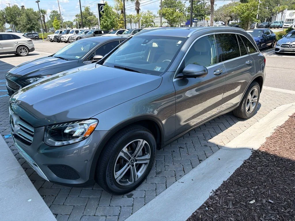 Used 2019 Gray Mercedes-Benz GLC 300 image 1