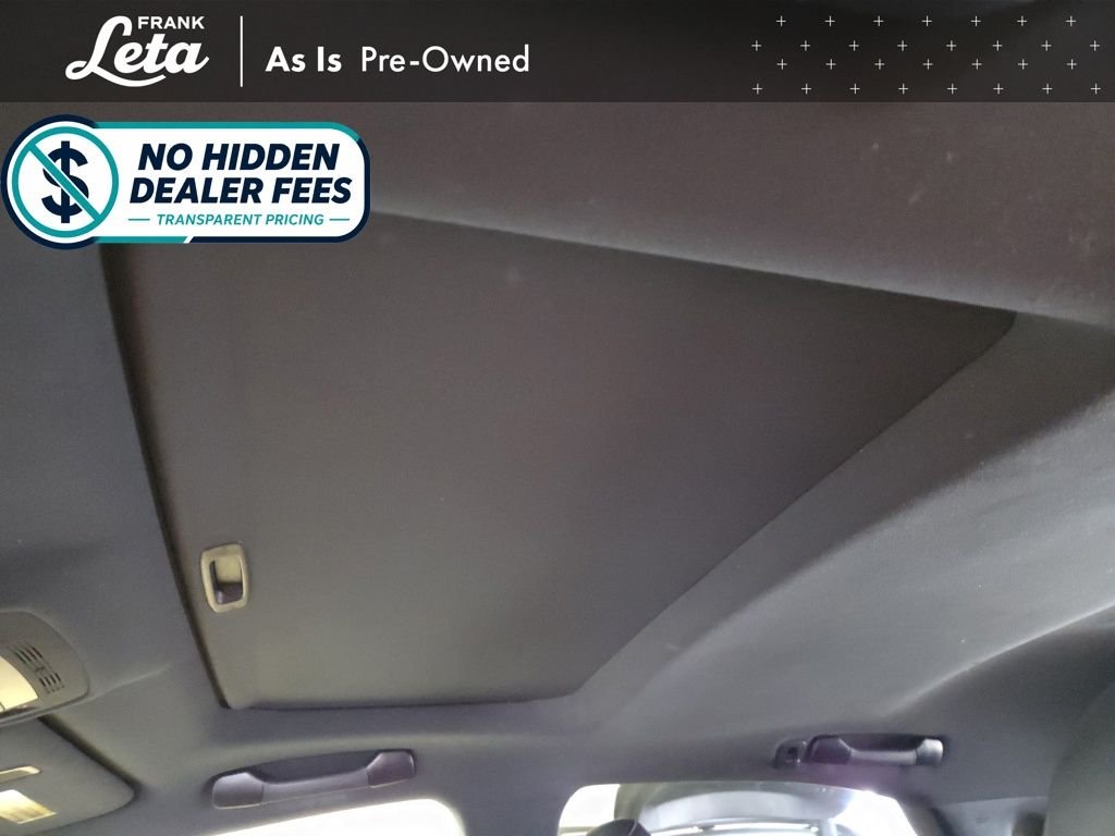 Used 2015 Ultra White Lexus  image 16