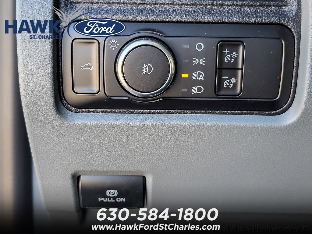 New 2026 Oxford White Ford F-250® XL image 15
