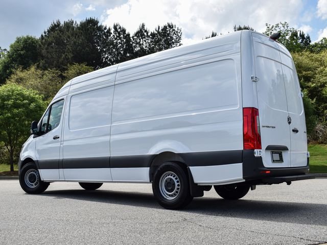New 2026 Arctic White Mercedes-Benz Cargo 170 WB image 6