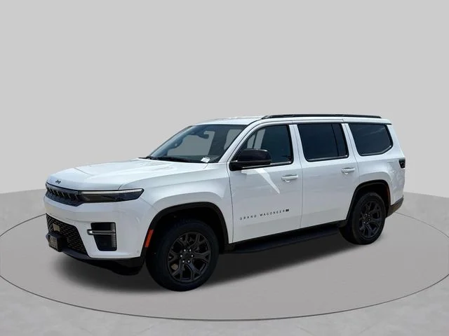 New 2026 Bright White Clear-Coat Exterior Paint Jeep Limited Altitude image 8