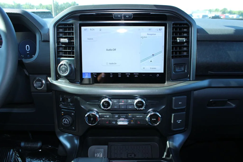 New 2026 Agate Black Metallic Ford Tremor® image 29