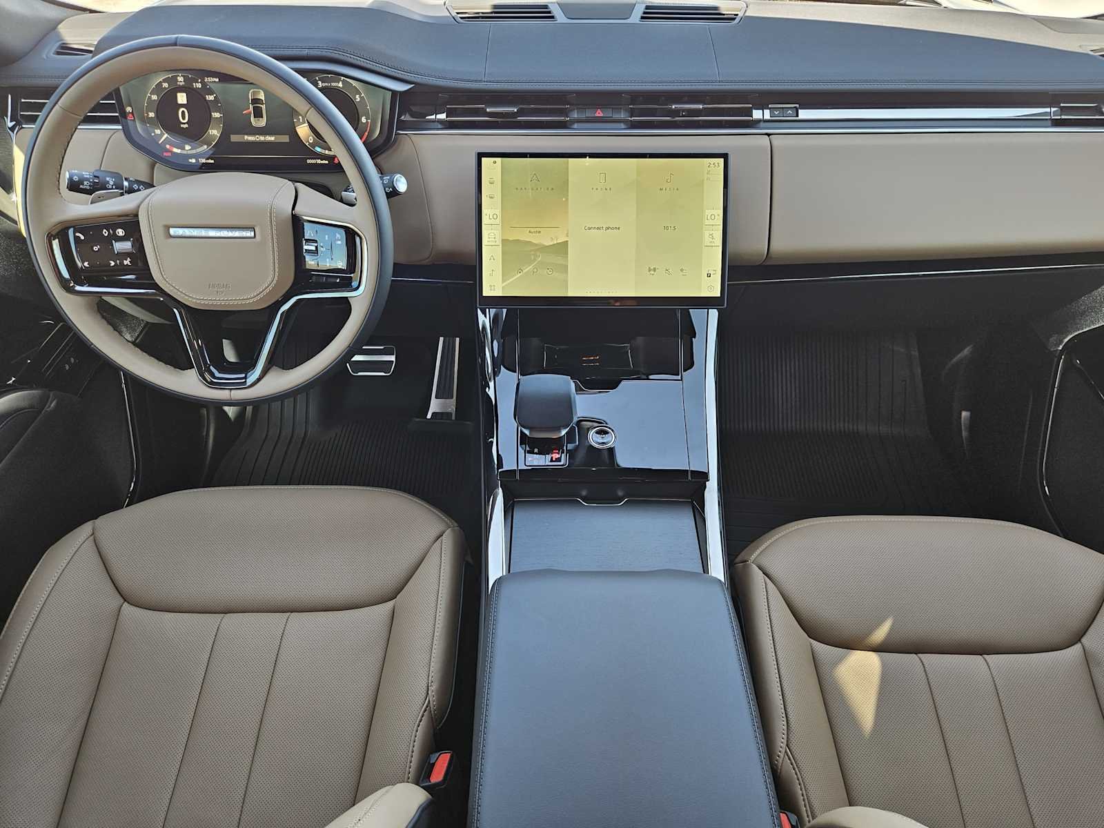 New 2027 Santorini Black LAND ROVER Dynamic SE P400 image 24