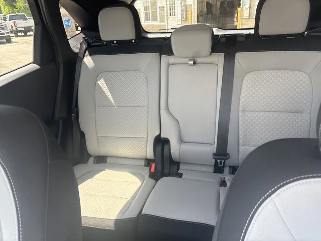 Used 2025 Silver Ford Active image 20