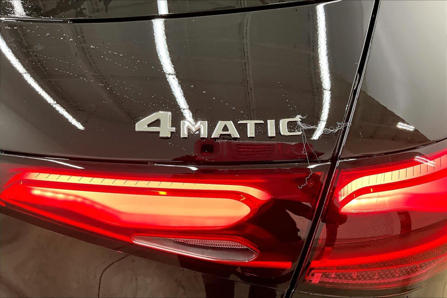 New 2026 Black Mercedes-Benz GLC 300 image 15