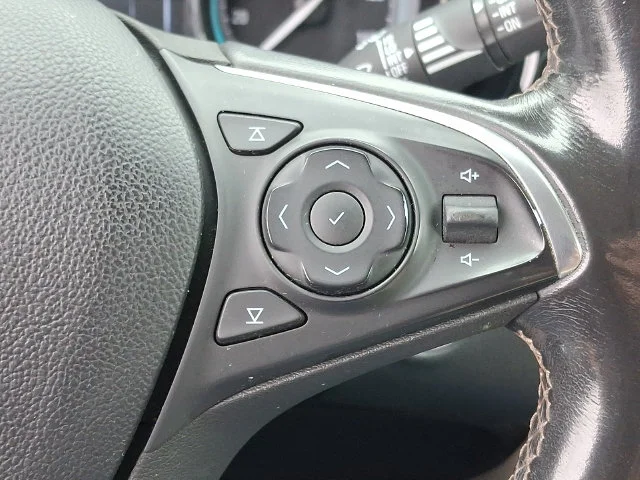 Used 2017 Brown Buick Preferred image 20