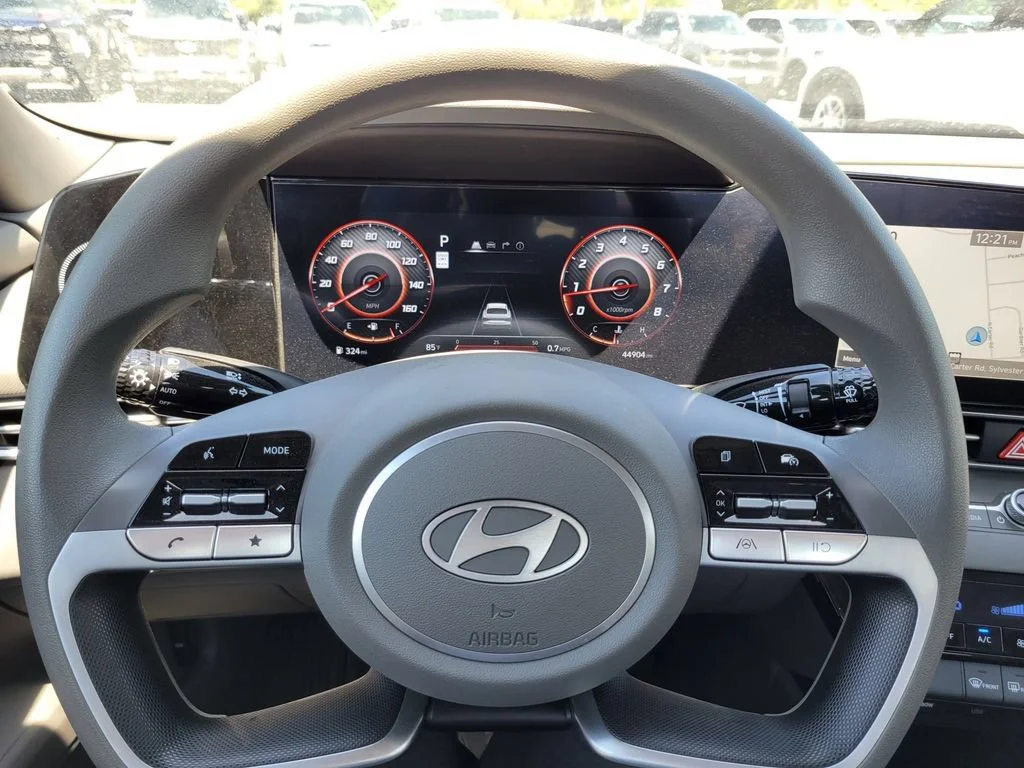 Used 2024 Black Hyundai SEL image 30