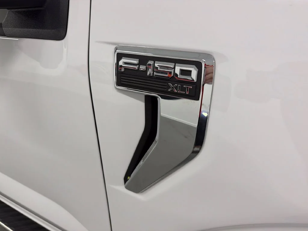 Used 2023 Oxford White Ford XL image 6