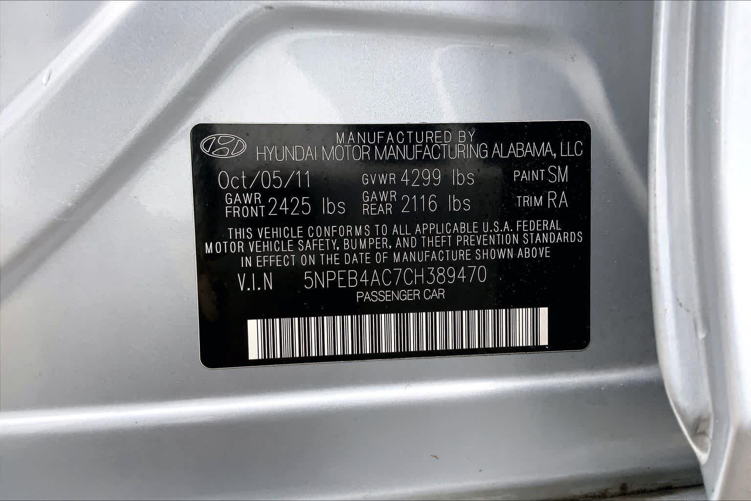 Used 2012 Radiant Silver Hyundai GLS image 35