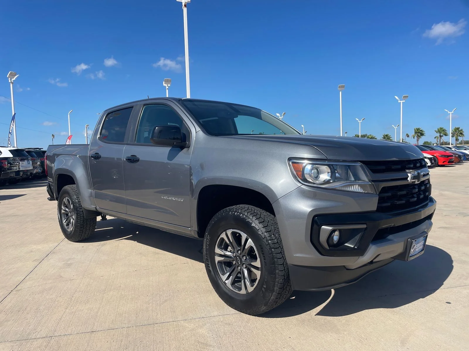 Used 2021 Gray Chevrolet Z71 image 7