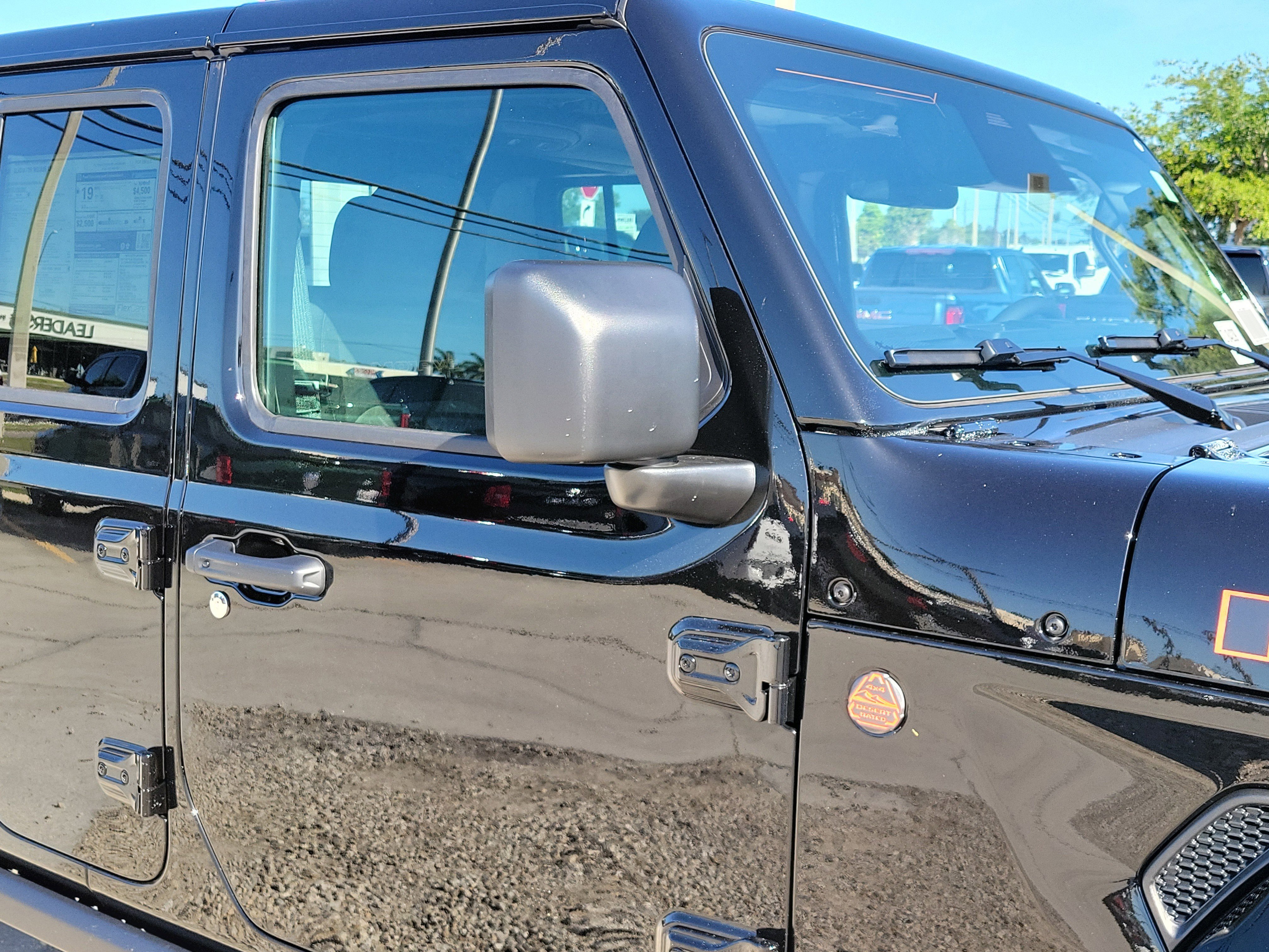 New 2026 Black Clear-Coat Exterior Paint Jeep Mojave image 9