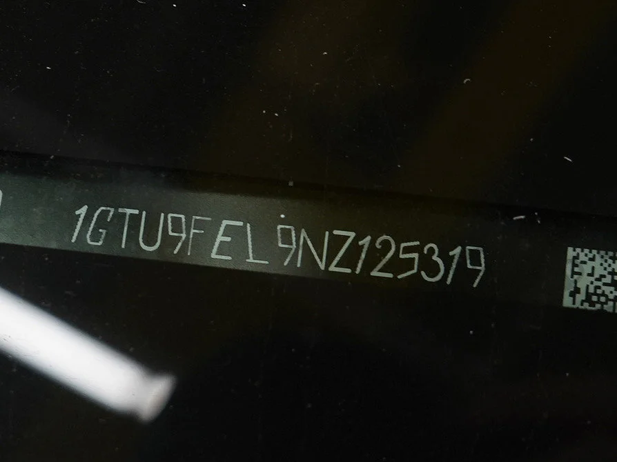 Used 2022 Hunter Metallic GMC Denali image 33