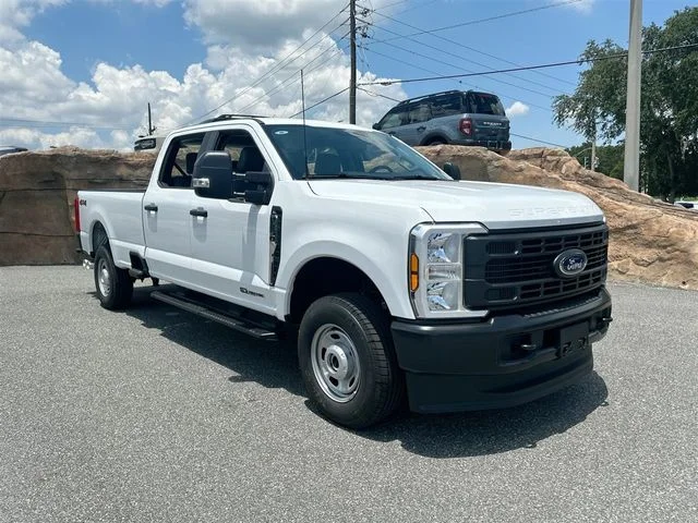 New 2026 White Ford XL image 1