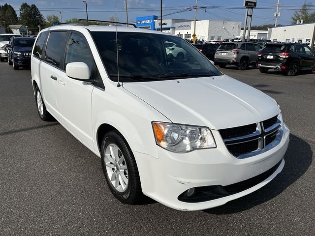 Used 2019 White Dodge SXT image 11