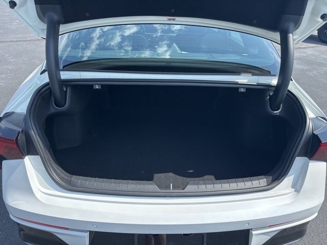 Certified Used 2025 Snow White Pearl Kia GT-Line image 13