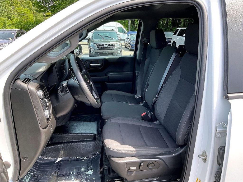 Used 2022 White GMC Pro image 10