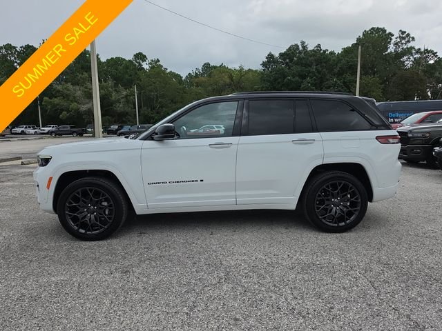 Certified Used 2025 White Jeep Summit image 6