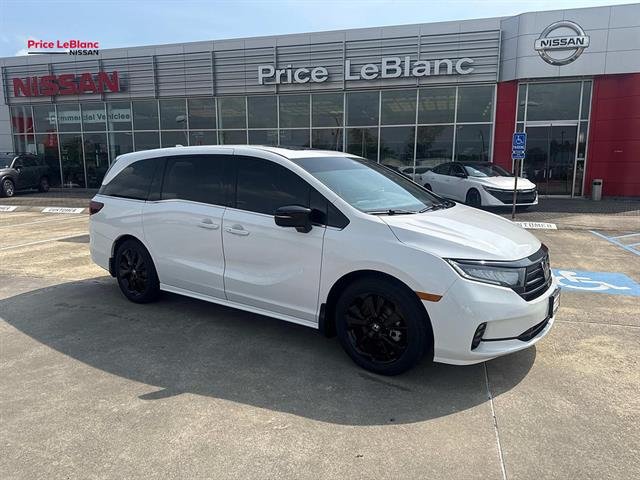 2024 Honda Odyssey SPORT's photo