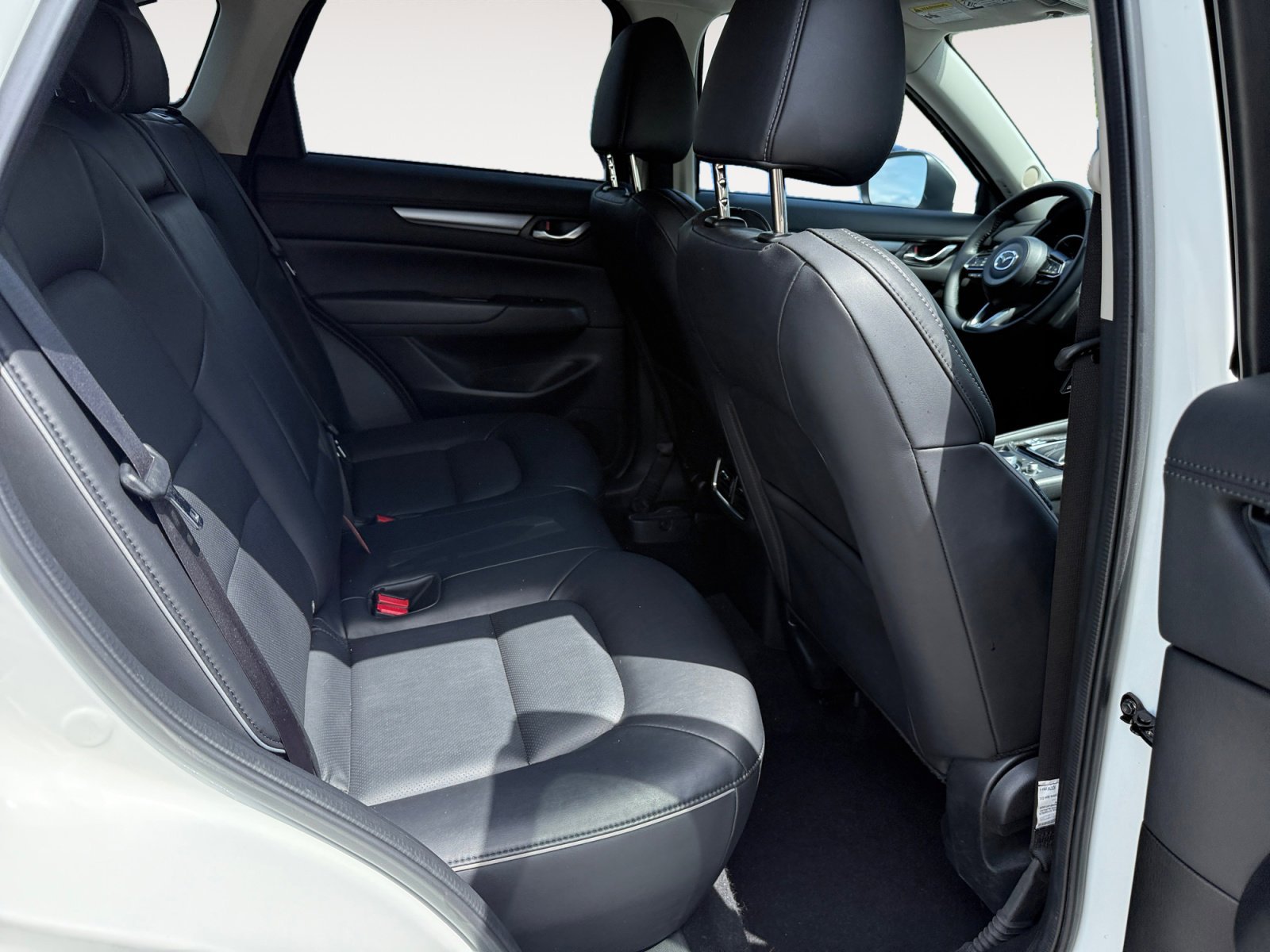 Certified Used 2024 White Metallic Mazda 2.5 S Select Package image 18