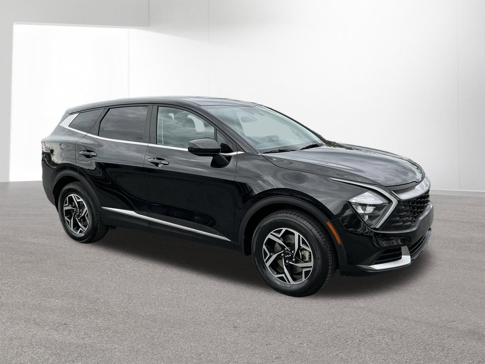 2023 Kia Sportage LX - Photo 13