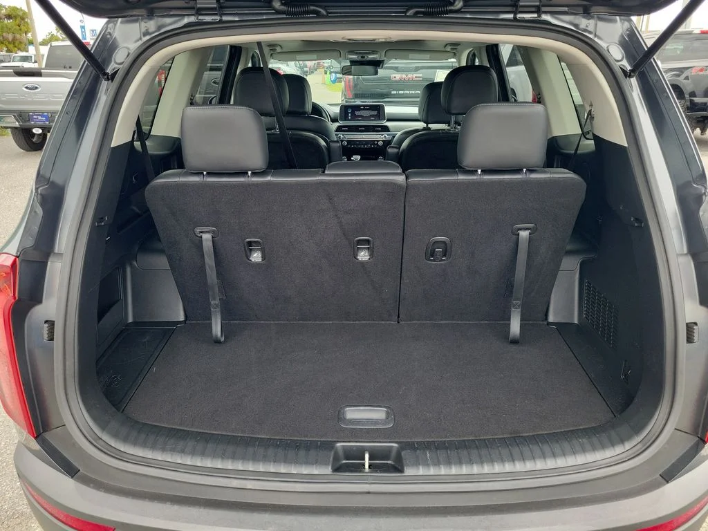 Certified Used 2022 Gray Kia S image 16