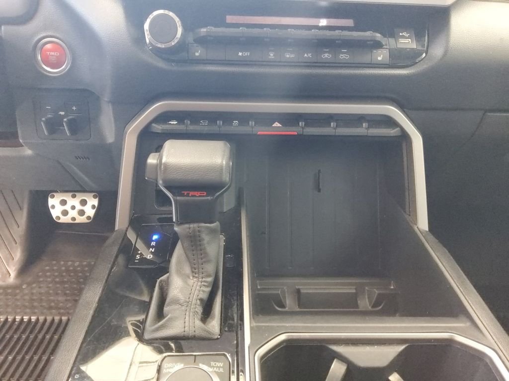 Used 2022 Green Toyota SR5 image 29