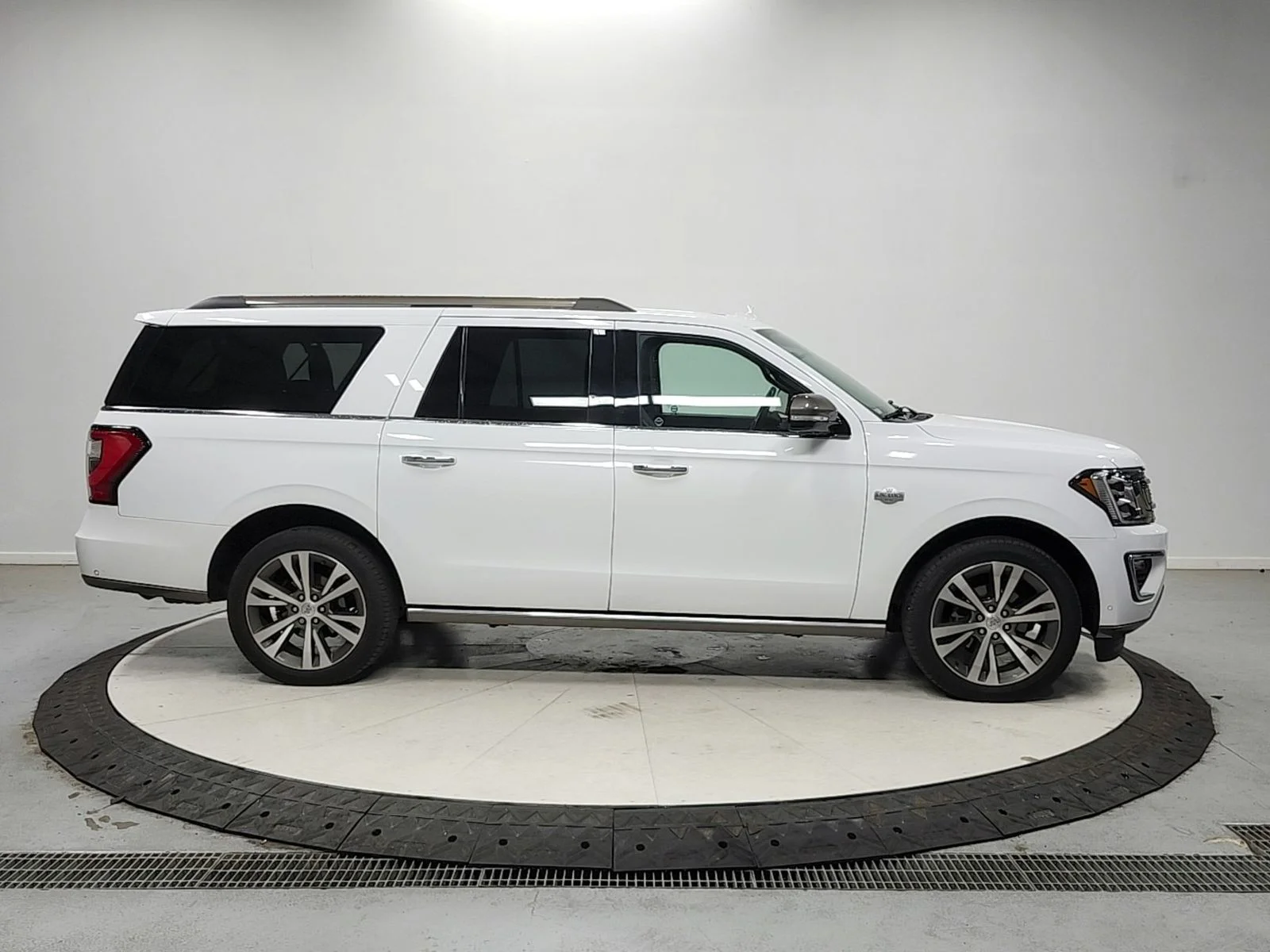 Used 2021 White Ford King Ranch image 8