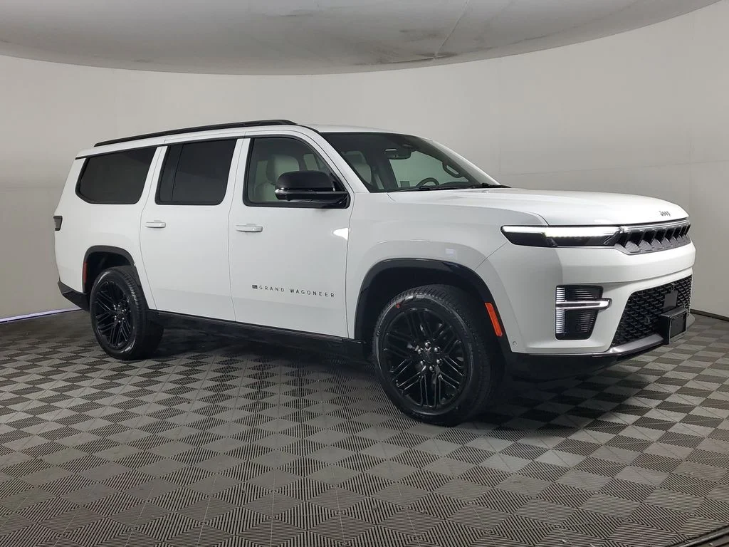 New 2026 Bright White Clear-Coat Exterior Paint Jeep Limited Reserve image 2