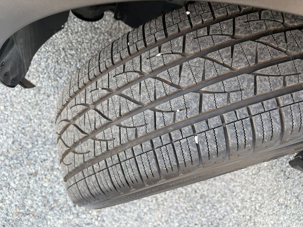Used 2018 Black Ford Limited image 28
