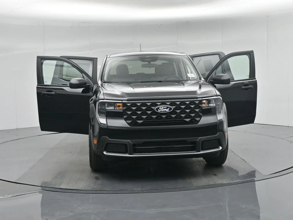 New 2026 Shadow Black Ford XLT image 29