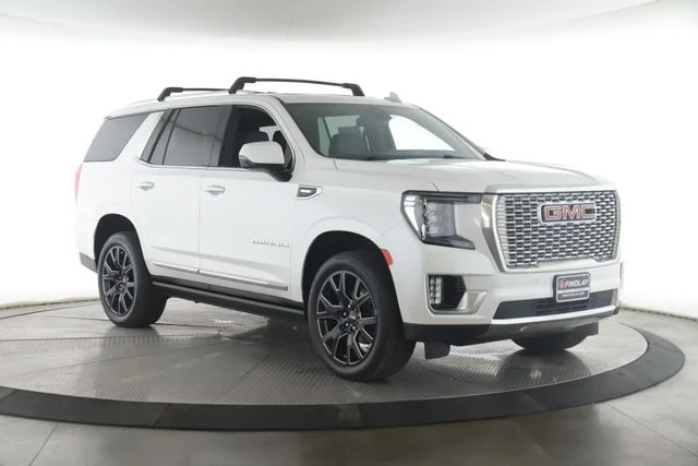 Used 2024 White GMC Denali image 2