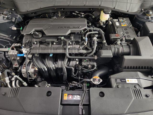 New 2027 Blue Hyundai SE AWD image 11