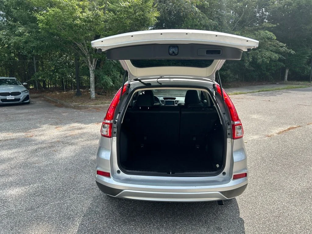 Used 2015 Silver Honda EX-L image 30