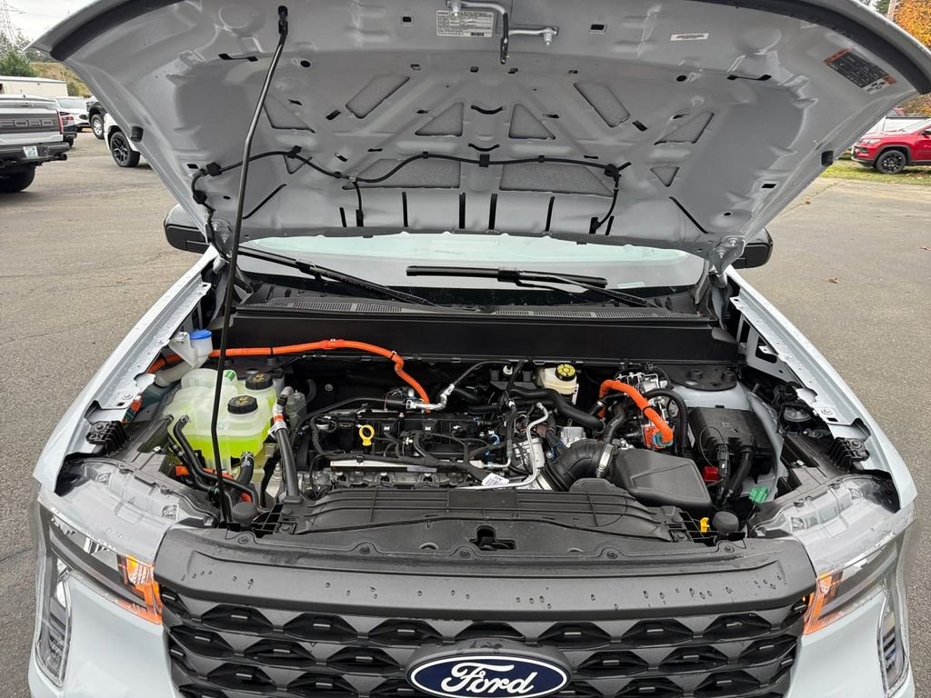 New 2025 White Ford XLT image 20