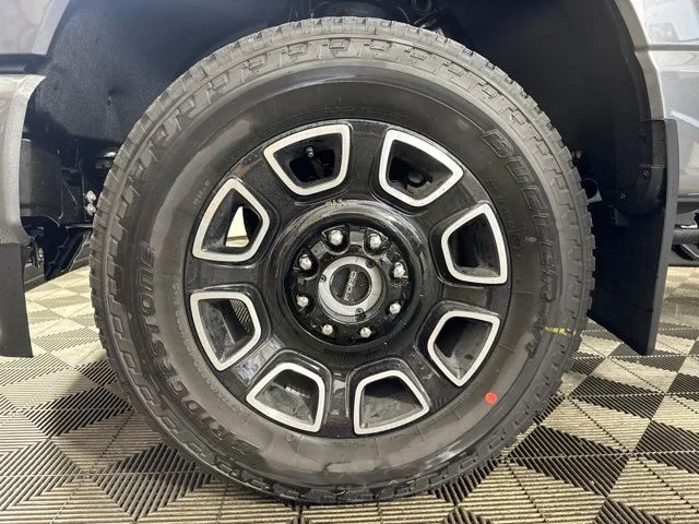 New 2026 Carbonized Gray Metallic Ford Platinum image 9
