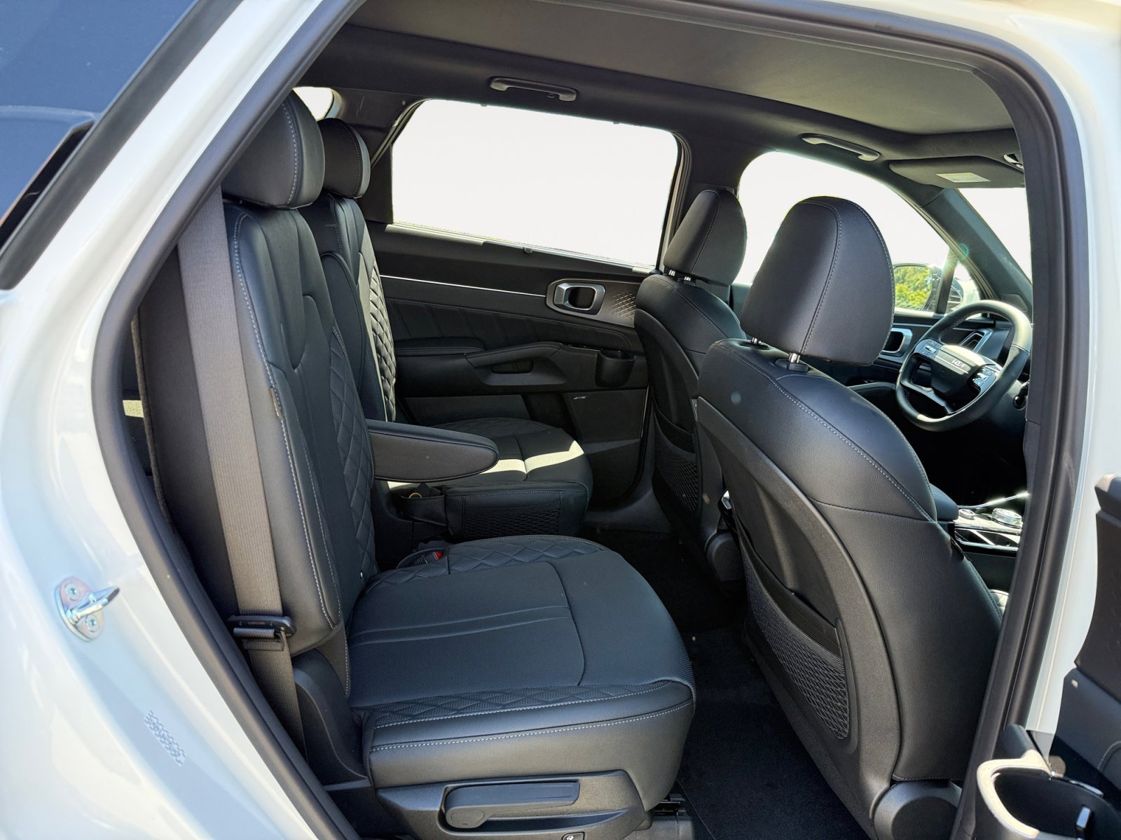 New 2026 Snow White Pearl Kia X-Line SX Prestige AWD image 18
