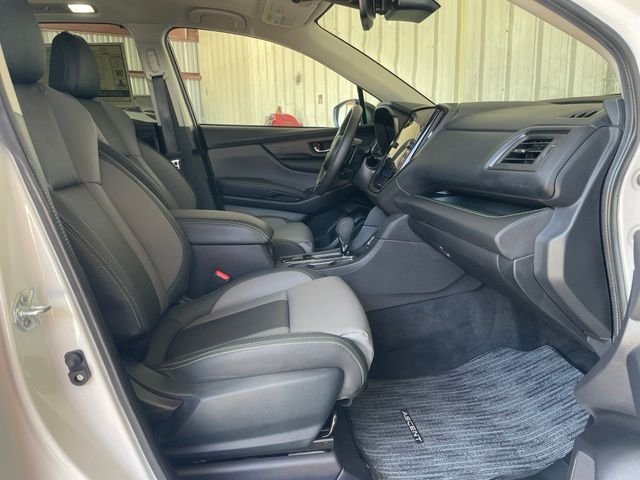 Used 2025 White Subaru Onyx Edition image 21