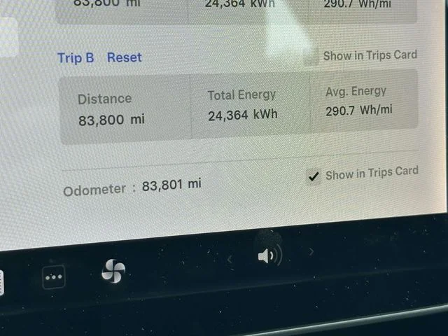 Used 2018 Black Tesla Long Range image 26