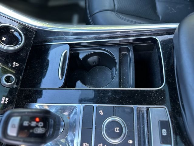 Used 2022 Black Land Rover HSE Silver Edition image 23